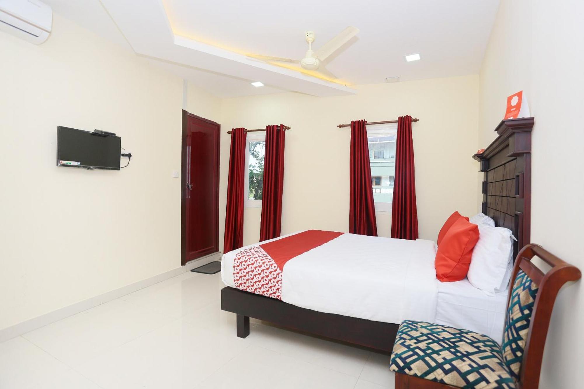 Hotel O Malabar Plaza Kochi Exterior foto